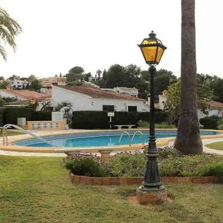 Coastal Comfort With Pool, Cleaning Included